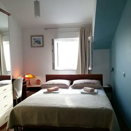 Kairos Apartment *